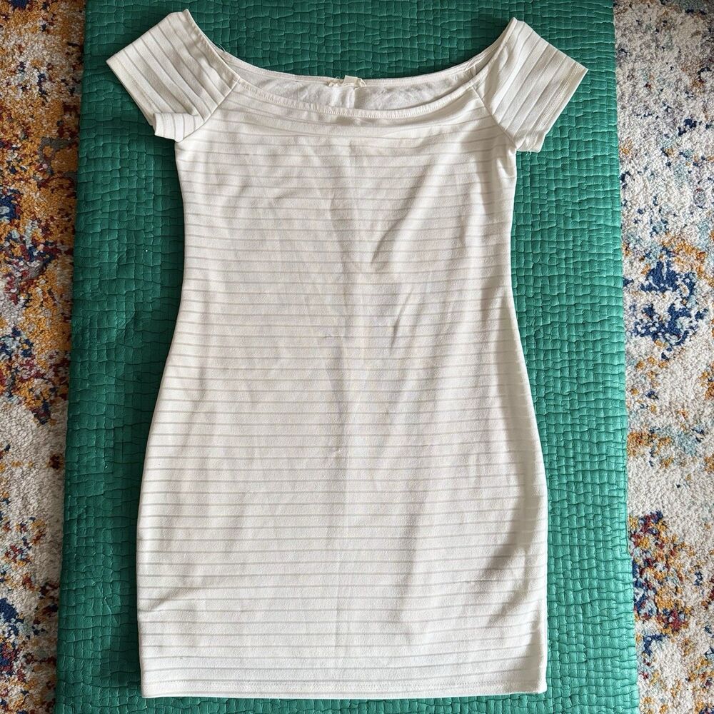 Silence & Noise Bodycon Mini Dress S Ivory Urban Outfitters Vintage Y2K Coquette